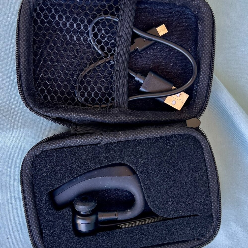 Bluetooth Ear Sets (3) Single Ear